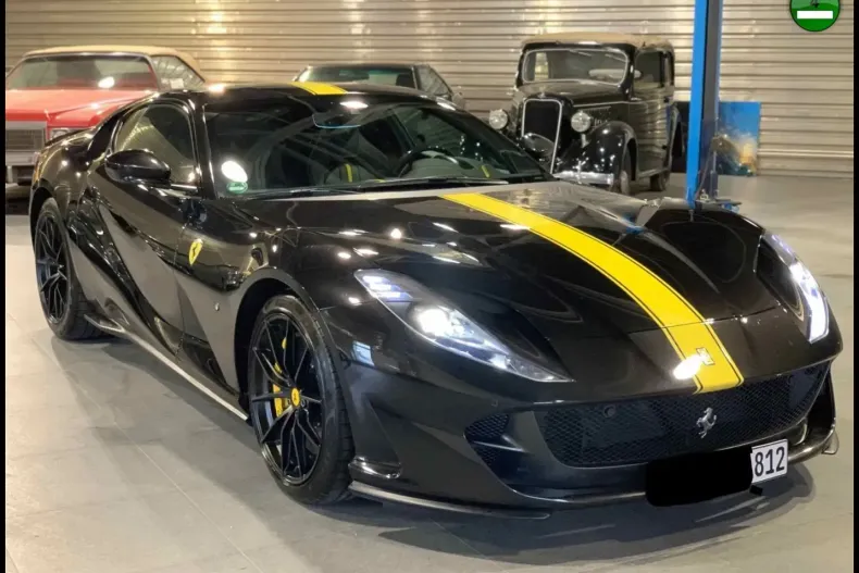 Ferrari 812 din 2020 cu 9.850 km - oferta FER110055 - foto 1