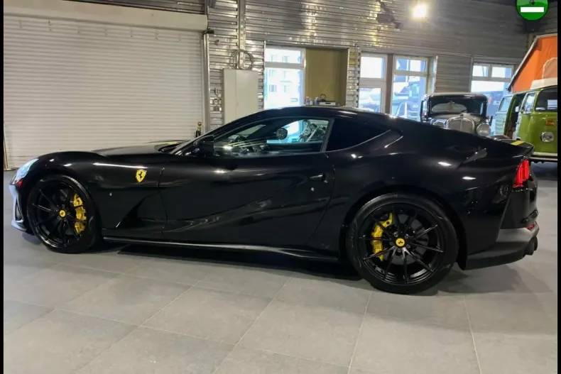Ferrari 812 din 2020 cu 9.850 km - oferta FER110055 - foto 5