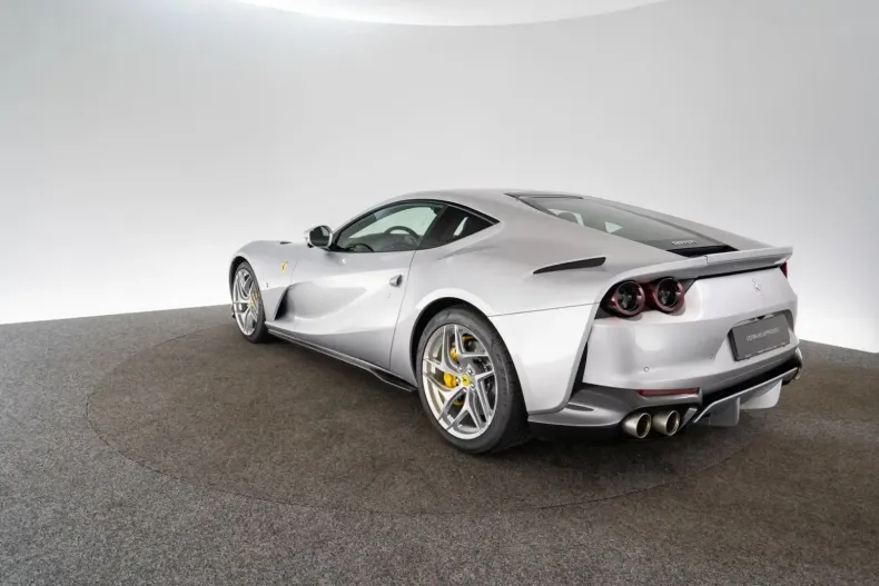 Ferrari 812 din 2020 cu 6.950 km - oferta FER110056 - foto 3