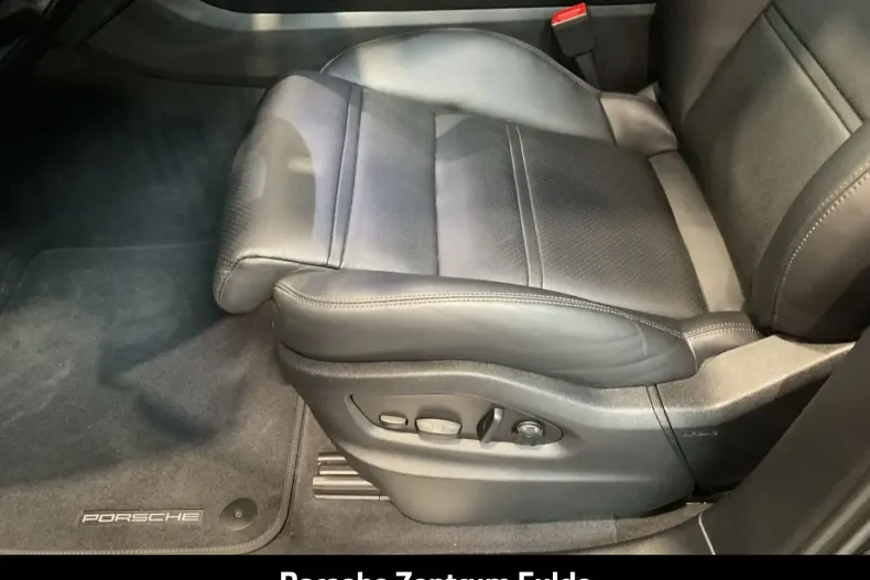 Porsche Cayenne din 2024 cu 15.900 km - oferta POR110058 - foto 10