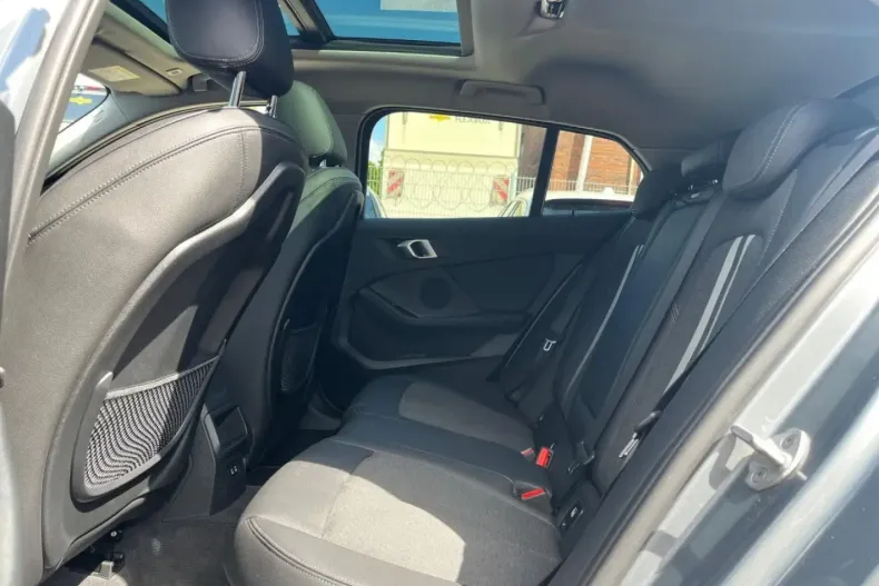 BMW 118 din 2023 cu 45.668 km - oferta BMW110059 - foto 11