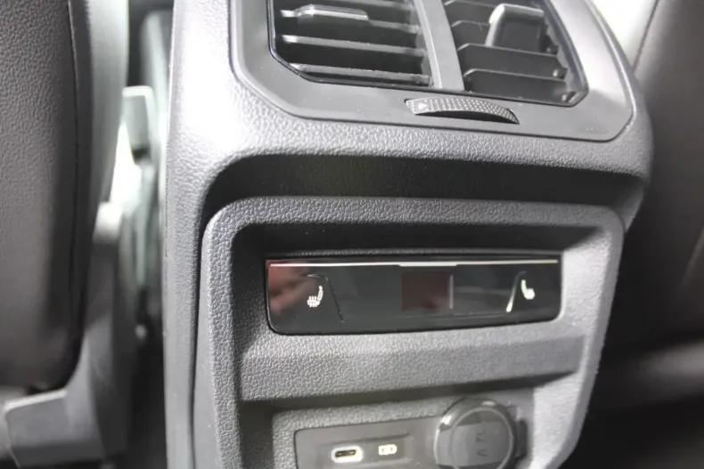 Volkswagen Tiguan din 2023 cu 46.000 km - oferta VOL110060 - foto 17