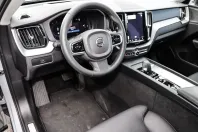 Volvo XC60 din 2023 cu 15.659 km - oferta VOL110062 - foto 4