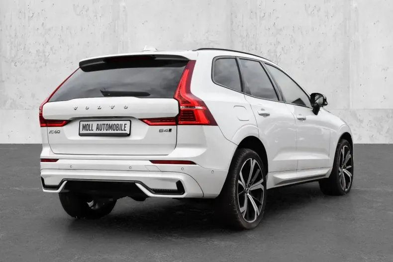 Volvo XC60 din 2023 cu 16.072 km - oferta VOL110063 - foto 2