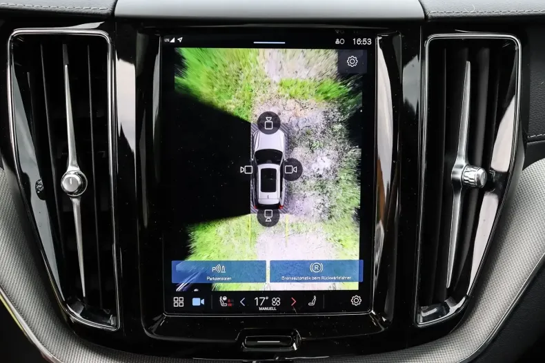 Volvo XC60 din 2023 cu 16.072 km - oferta VOL110063 - foto 9