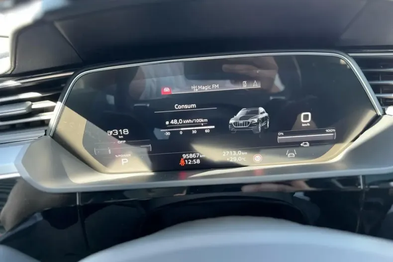 Audi e-tron din 2020 cu 95.862 km - oferta AUD110071 - foto 19