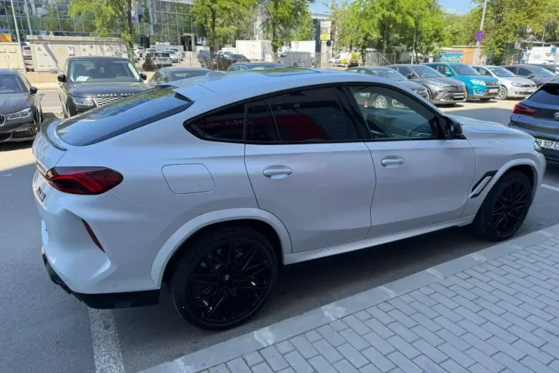 BMW X6 M din 2025 cu 50 km - oferta BMW110072 - foto 8