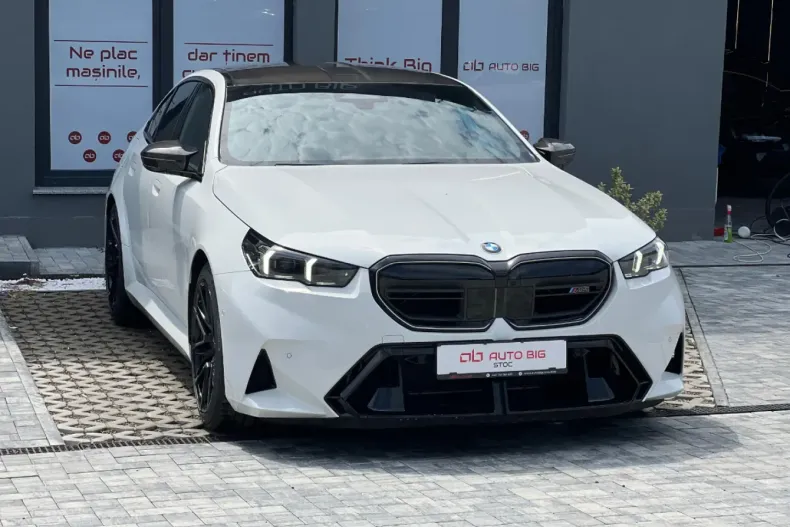BMW M5 din 2025 cu 50 km - oferta BMW110073 - foto 4