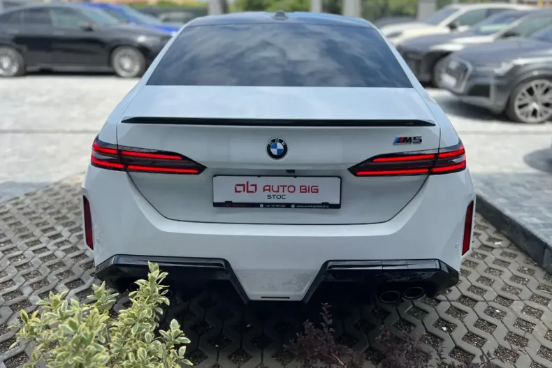 BMW M5 din 2025 cu 50 km - oferta BMW110073 - foto 11