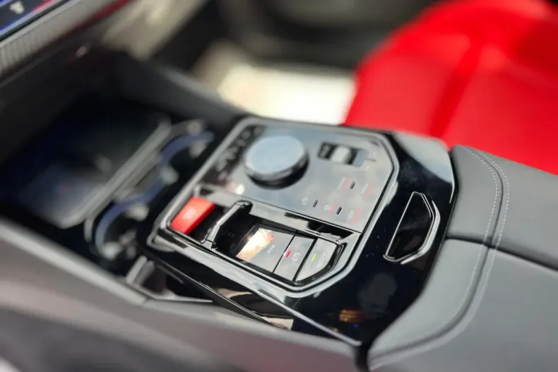 BMW M5 din 2025 cu 50 km - oferta BMW110073 - foto 24