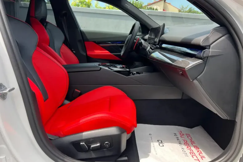 BMW M5 din 2025 cu 50 km - oferta BMW110073 - foto 32