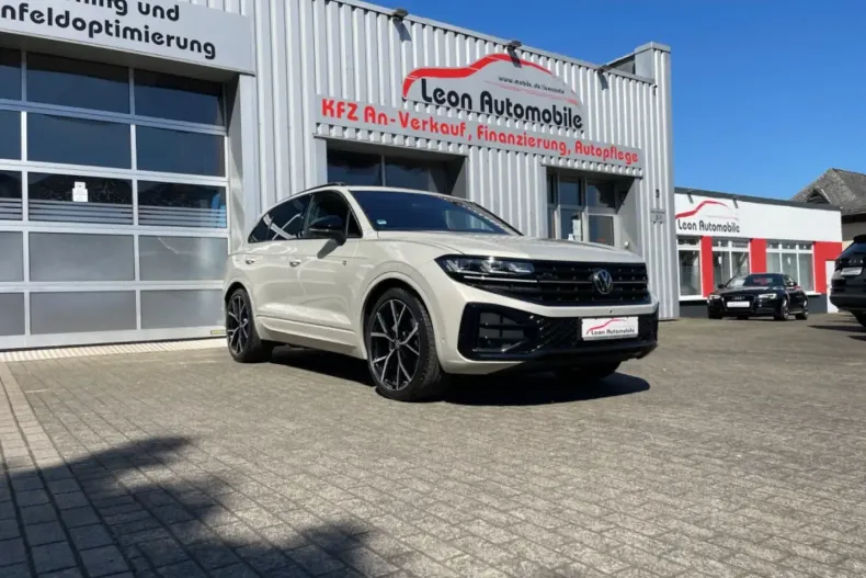 Volkswagen Touareg din 2024 cu 22.000 km - oferta VOL110077 - foto 3