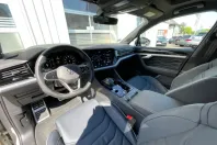 Volkswagen Touareg din 2024 cu 22.000 km - oferta VOL110077 - foto 8