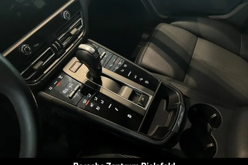 Porsche Macan din 2024 cu 21.689 km - oferta POR110079 - foto 18