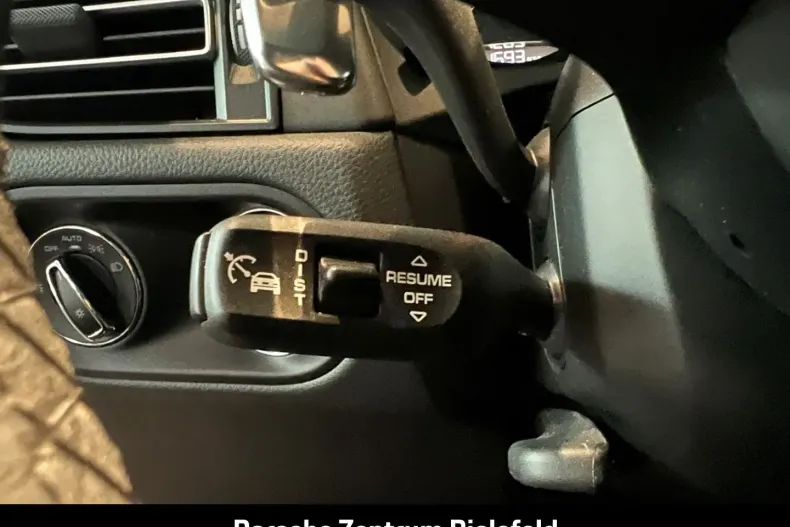 Porsche Macan din 2024 cu 21.689 km - oferta POR110079 - foto 19