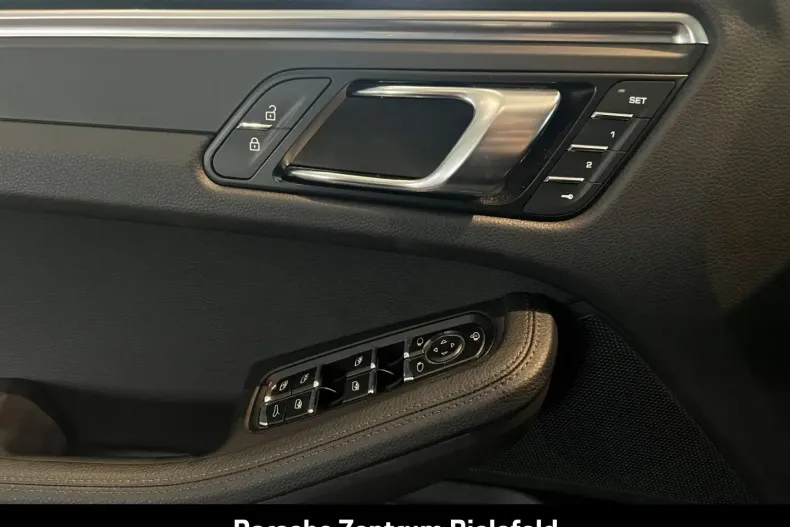 Porsche Macan din 2024 cu 21.689 km - oferta POR110079 - foto 20