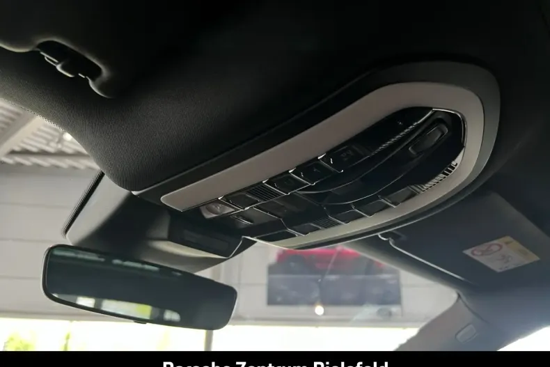 Porsche Macan din 2024 cu 21.689 km - oferta POR110079 - foto 21