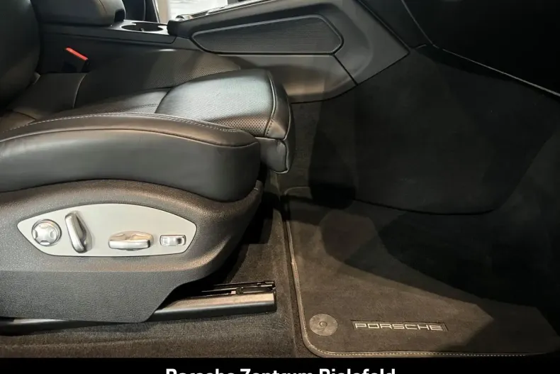 Porsche Macan din 2024 cu 21.689 km - oferta POR110079 - foto 25