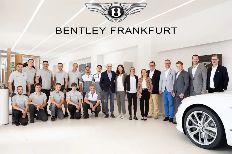 Bentley Bentayga din 2023 cu 7.900 km - oferta BEN110085 - foto 28