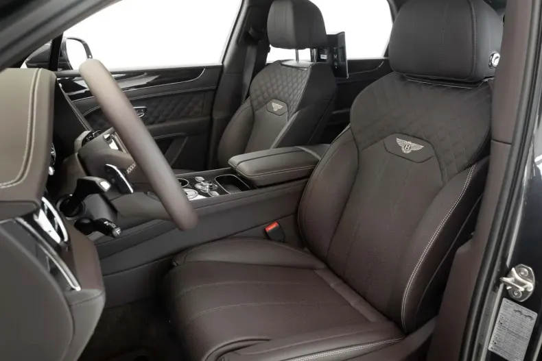 Bentley Bentayga din 2024 cu 9.900 km - oferta BEN110087 - foto 6