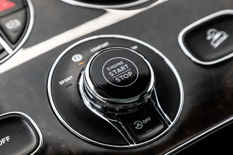 Bentley Bentayga din 2024 cu 9.900 km - oferta BEN110087 - foto 11