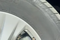 Toyota RAV4 din 2021 cu 65.437 km - oferta TOY110092 - foto 33