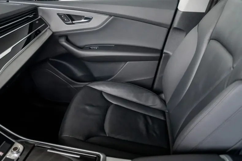 Audi Q8 din 2021 cu 20.999 km - oferta AUD110093 - foto 20