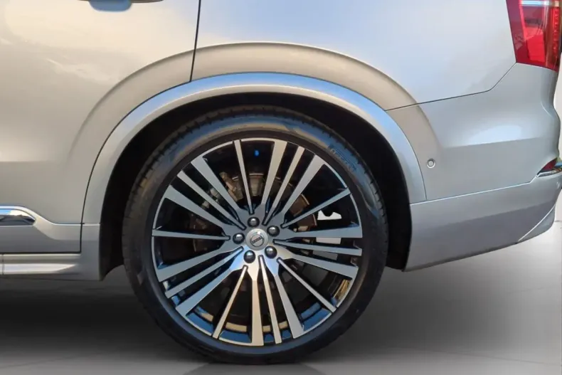 Volvo XC90 din 2021 cu 25.500 km - oferta VOL110098 - foto 8