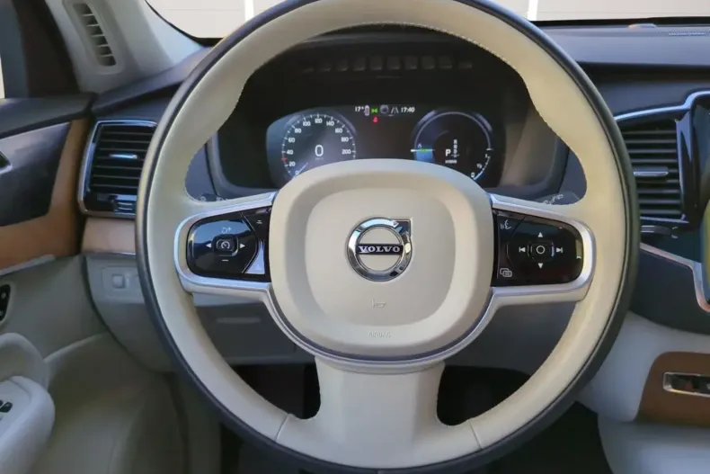 Volvo XC90 din 2021 cu 25.500 km - oferta VOL110098 - foto 12