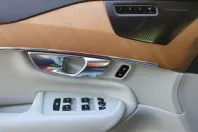Volvo XC90 din 2021 cu 25.500 km - oferta VOL110098 - foto 17