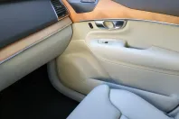 Volvo XC90 din 2021 cu 25.500 km - oferta VOL110098 - foto 19