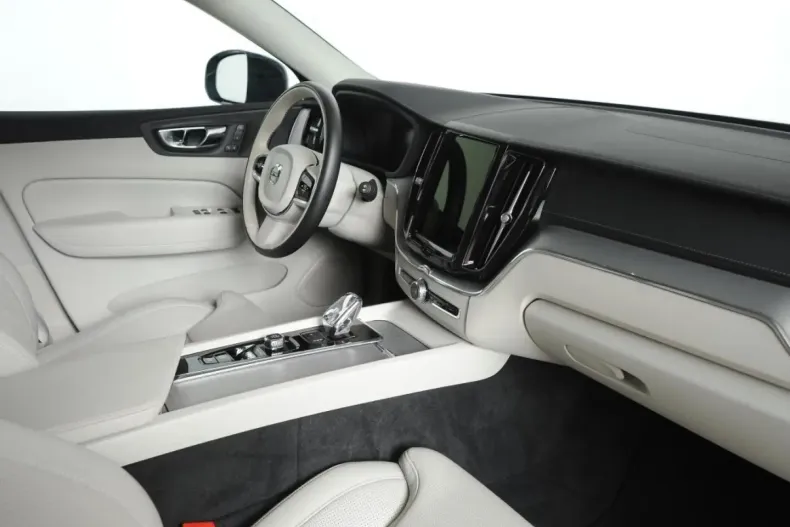 Volvo XC60 din 2021 cu 36.100 km - oferta VOL110099 - foto 11