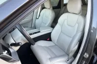 Volvo XC60 din 2020 cu 70.800 km - oferta VOL110100 - foto 9