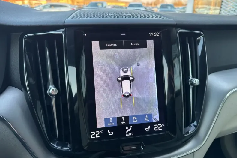 Volvo XC60 din 2020 cu 70.800 km - oferta VOL110100 - foto 25