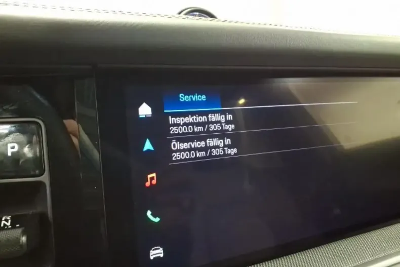 Porsche Cayenne din 2024 cu 27.600 km - oferta POR110101 - foto 8