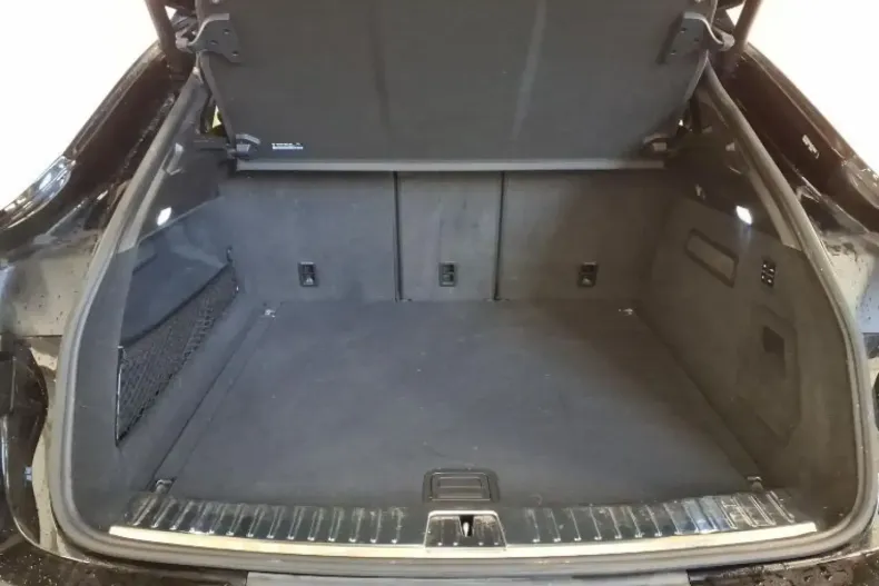 Porsche Cayenne din 2024 cu 27.600 km - oferta POR110102 - foto 10