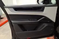 Porsche Cayenne din 2024 cu 27.600 km - oferta POR110102 - foto 12