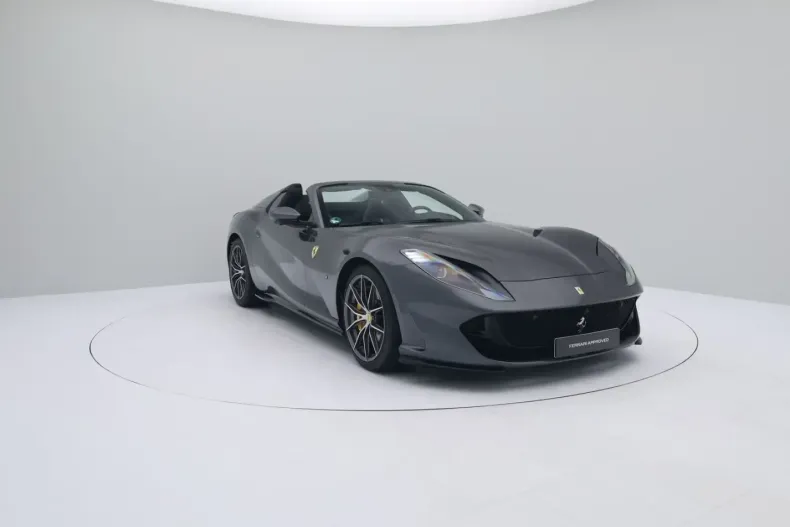 Ferrari 812 din 2022 cu 4.947 km - oferta FER110103 - foto 3