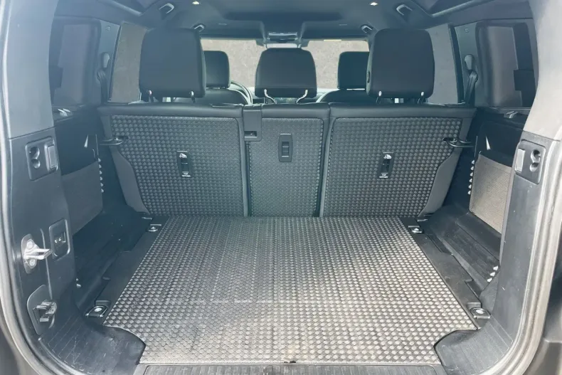 Land Rover Defender din 2022 cu 84.596 km - oferta LAN110107 - foto 15