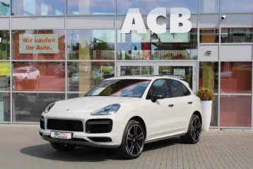 Porsche Cayenne din 2023 - oferta POR110110