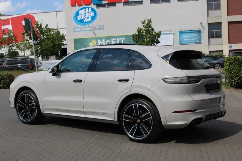Porsche Cayenne din 2023 cu 42.500 km - oferta POR110110 - foto 5