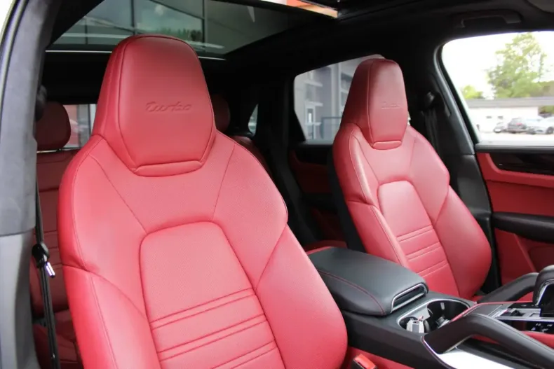 Porsche Cayenne din 2023 cu 42.500 km - oferta POR110110 - foto 11