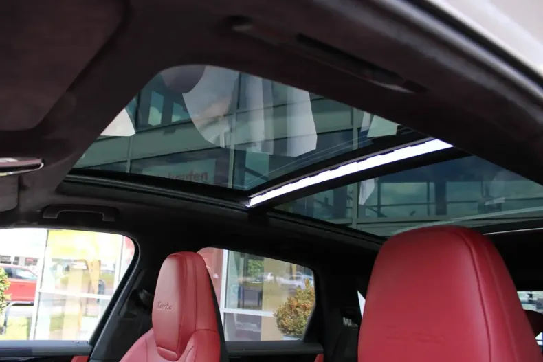 Porsche Cayenne din 2023 cu 42.500 km - oferta POR110110 - foto 15