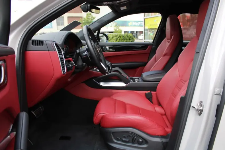 Porsche Cayenne din 2023 cu 42.500 km - oferta POR110110 - foto 17