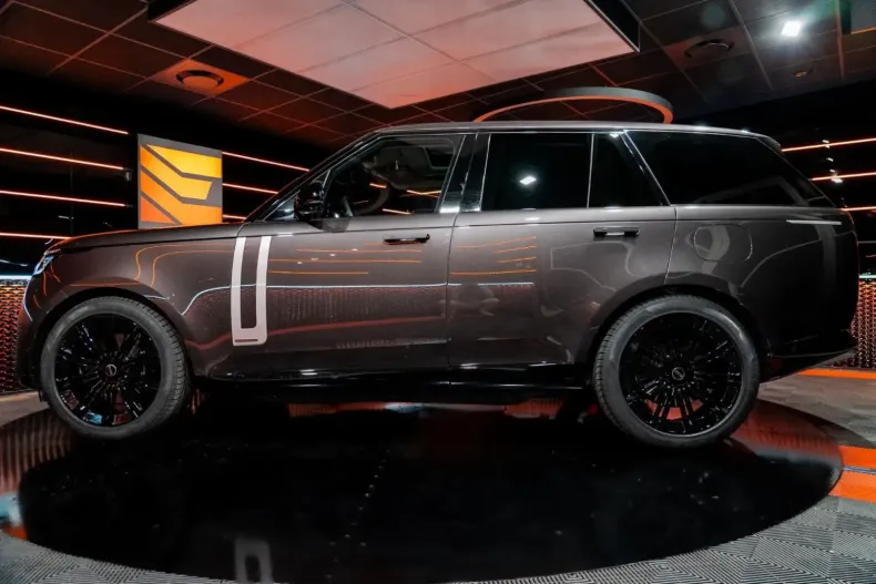 Land Rover Range Rover din 2023 cu 16.900 km - oferta LAN110111 - foto 10