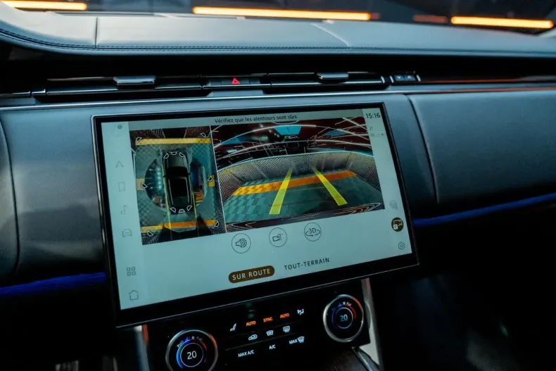 Land Rover Range Rover din 2023 cu 16.900 km - oferta LAN110111 - foto 16