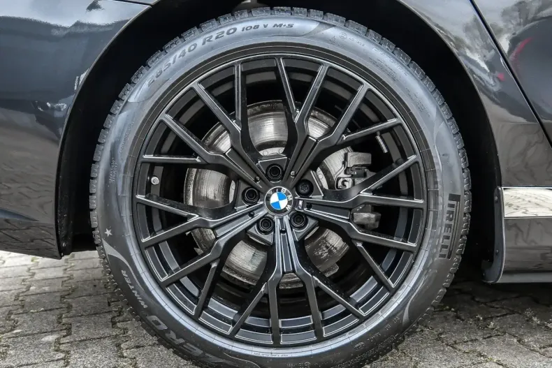 BMW 750 din 2024 cu 29.332 km - oferta BMW110113 - foto 15