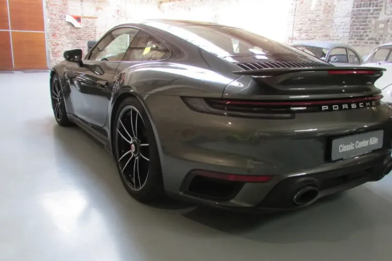 Porsche 992 din 2022 cu 14.500 km - oferta POR110116 - foto 6