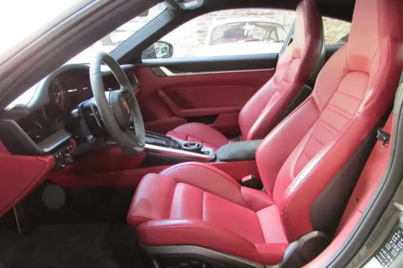 Porsche 992 din 2022 cu 14.500 km - oferta POR110116 - foto 12