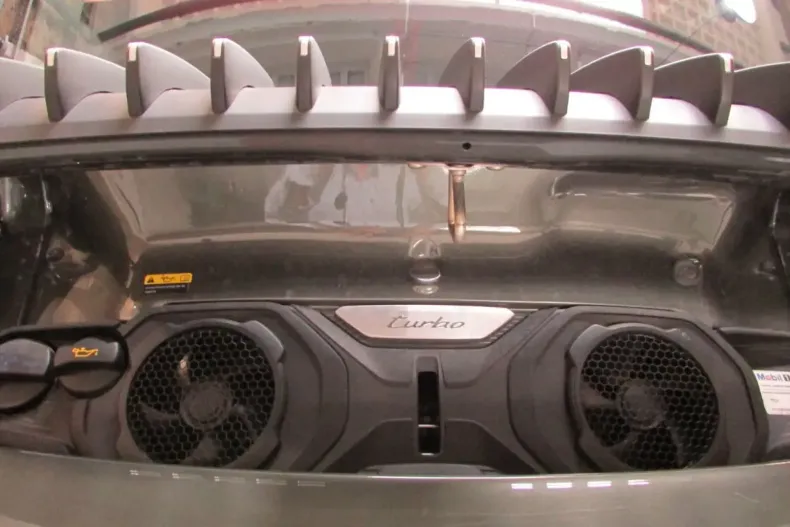 Porsche 992 din 2022 cu 14.500 km - oferta POR110116 - foto 15